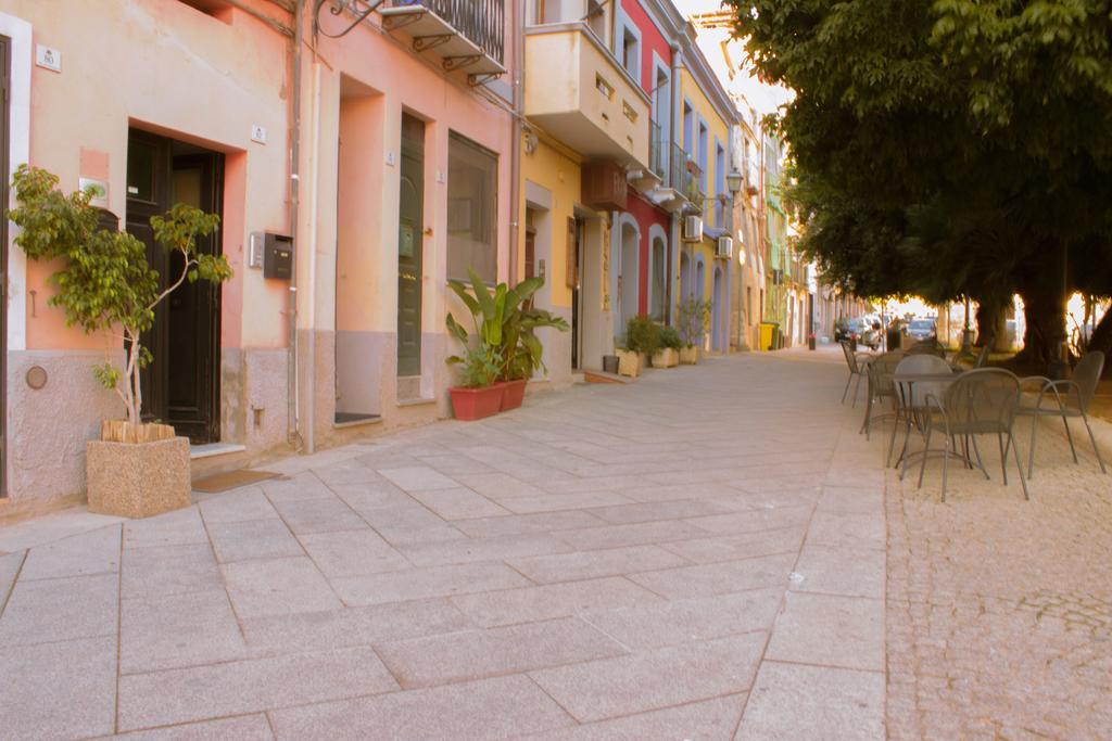 Appartamento Lilla Dei Buoni E Cattivi Cagliari Pokój zdjęcie